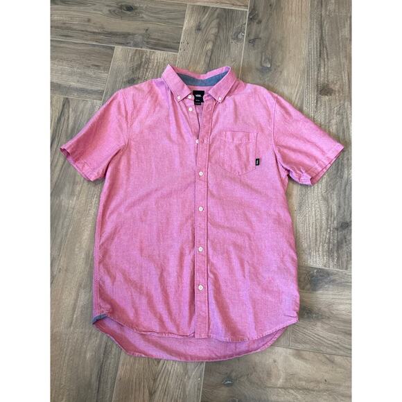 Vans Men’s Collared Short-sleeved Button Up Red Shirt. Size medium. - Picture 3 of 7